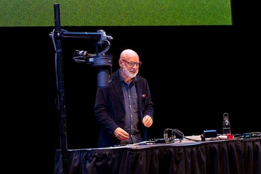 brian eno