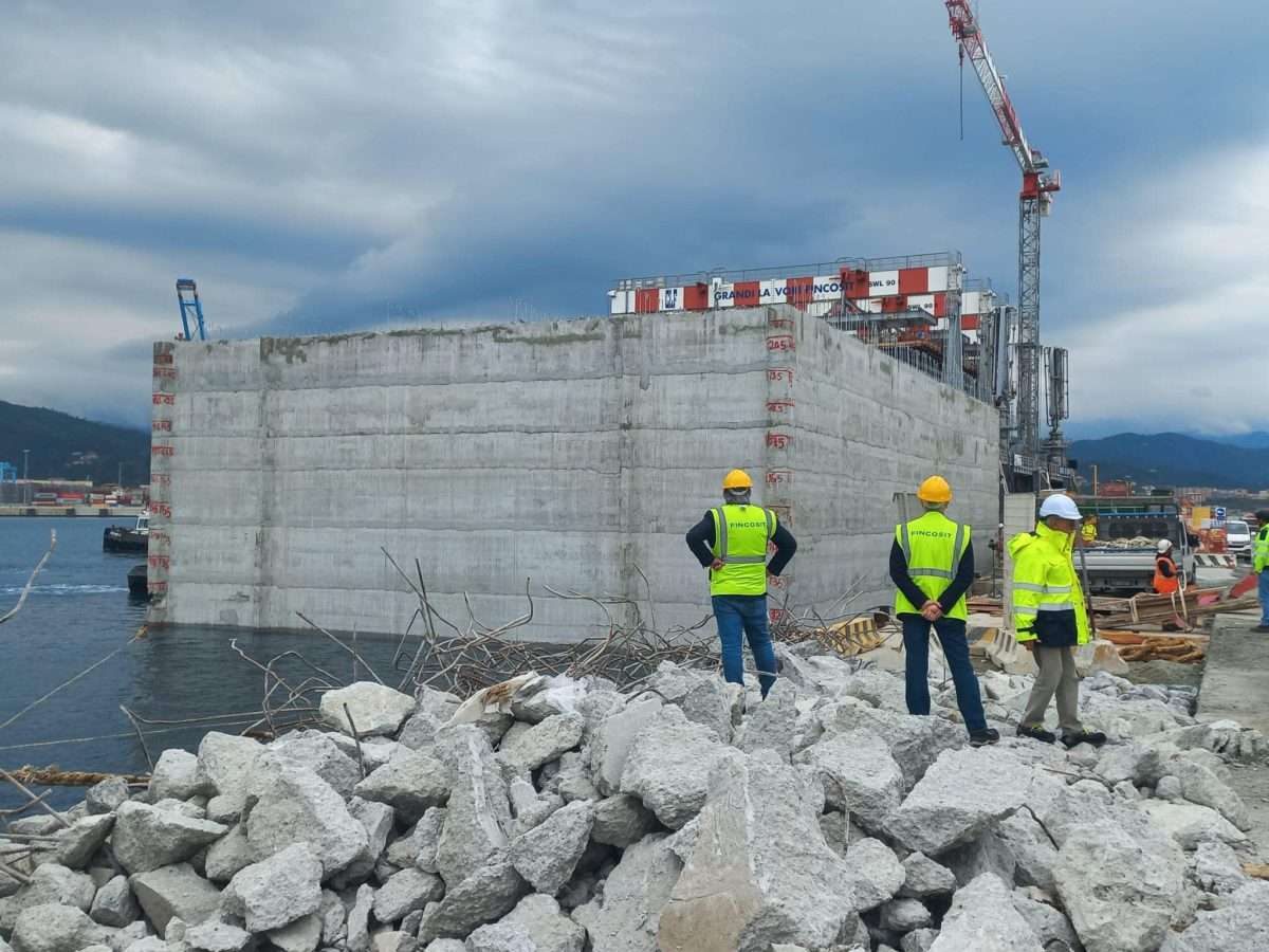 cassone diga foranea