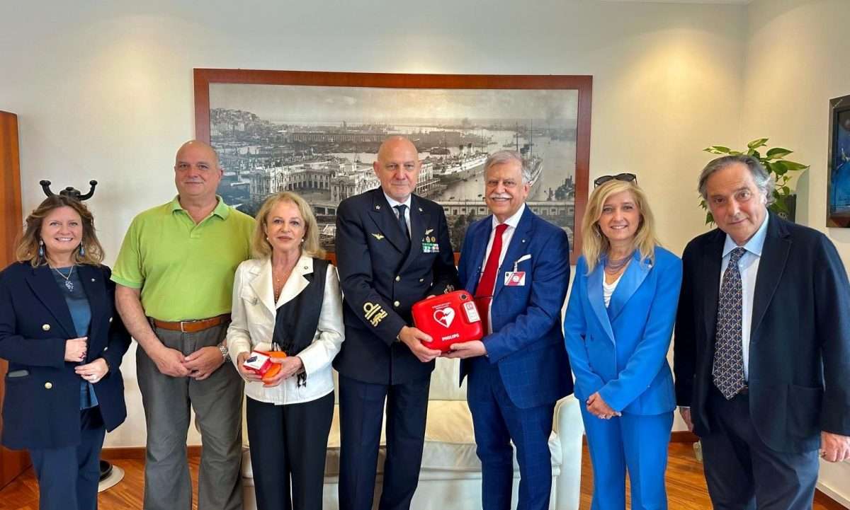 defibrillatore capitaneria