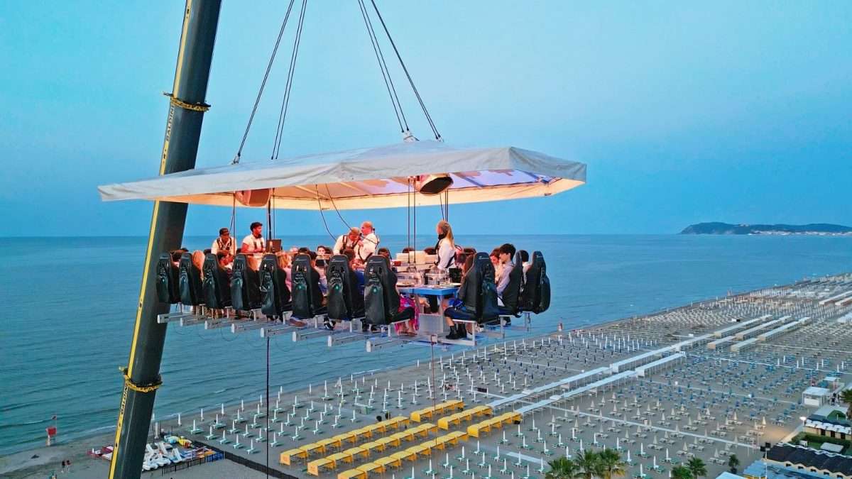 dinner in the sky