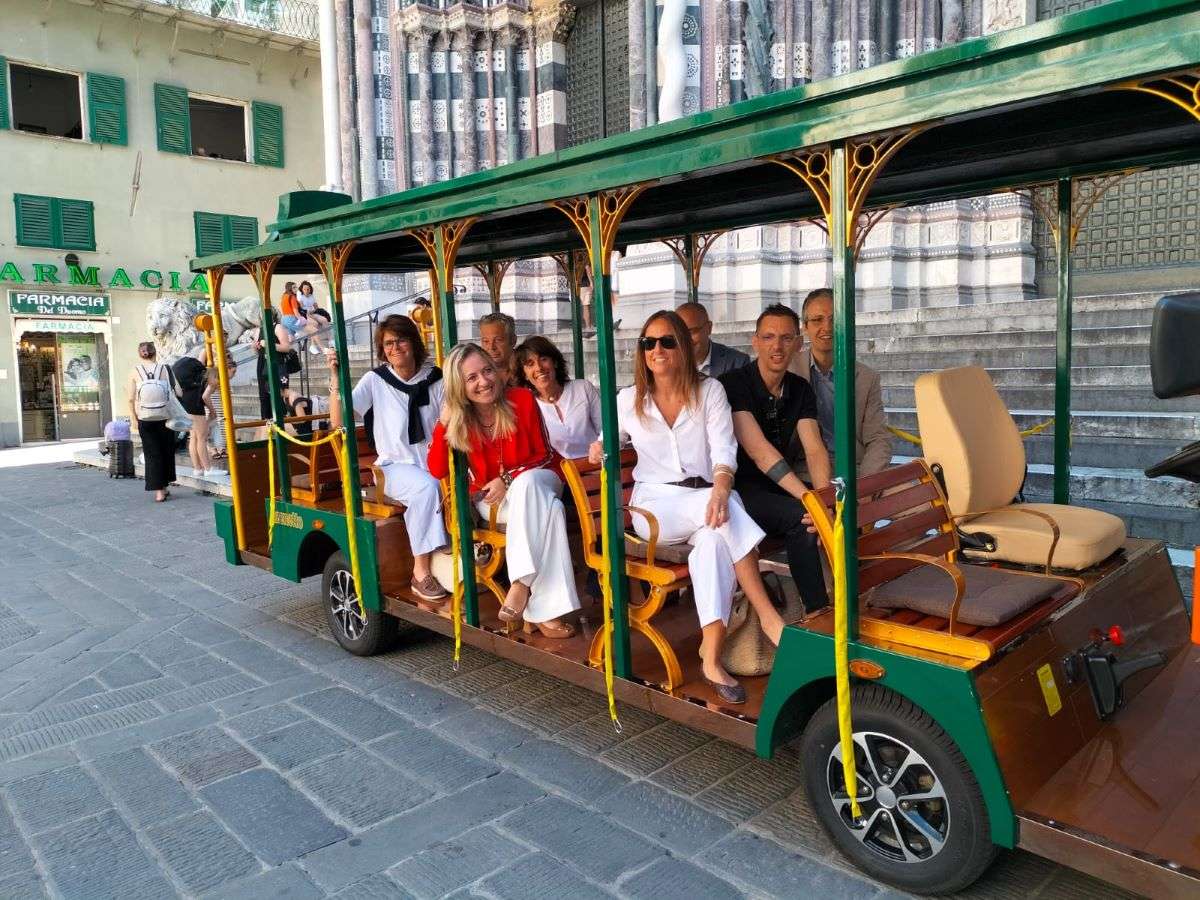 Azenetto_01 tram elettrico