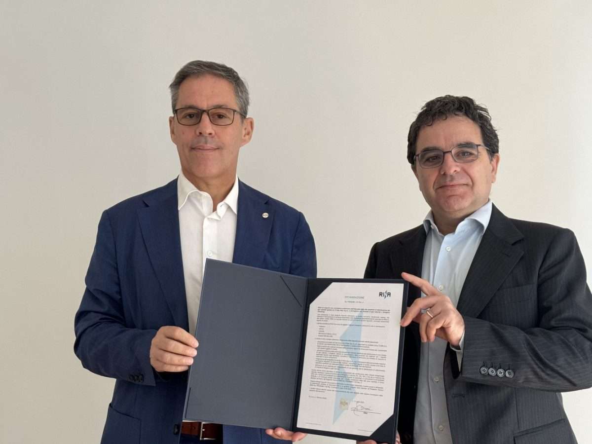 Carlo Luzzatto, Amministratore Delegato e Direttore Generale di RINA, e Francesco Forleo, Amministratore Delegato e Direttore Generale di 2i Rete Gas