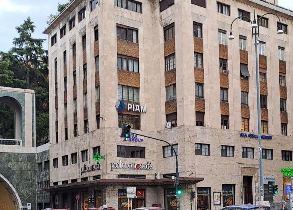 IWG – nuovo spazio di lavoro Regus – Genova coworking piazza dante